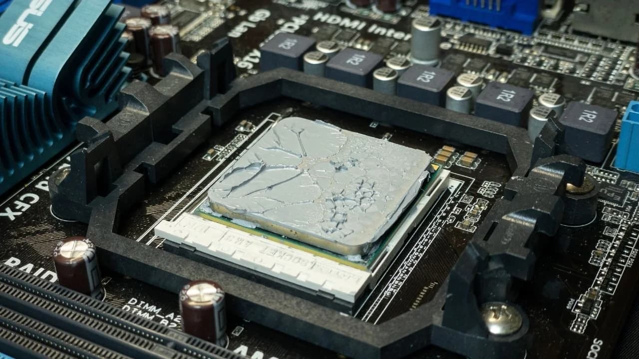 Kannst du Wärmeleitpaste auf der CPU wiederverwenden?